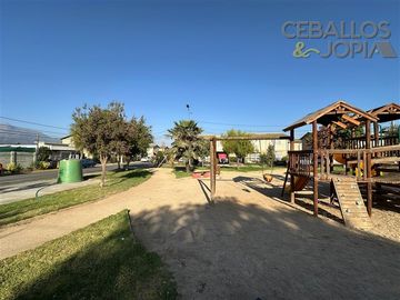 Casa en Venta en 18 De Septiembre, Limache