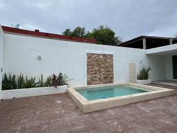 CASA REMODELADA EN EL CENTRO DE MÉRIDA