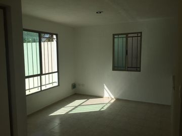 Casa en Venta sobre Av. en Las Américas