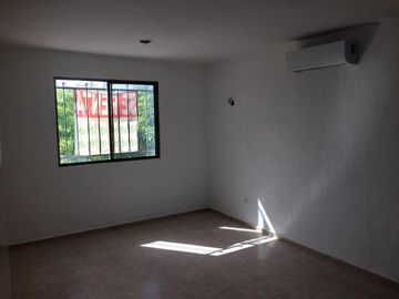 Casa en Venta sobre Av. en Las Américas
