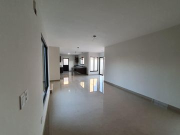 Casa de Autor en Privada al norte de Mérida