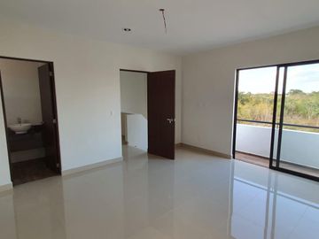 Casa de Autor en Privada al norte de Mérida