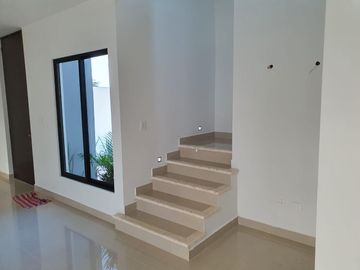 Casa de Autor en Privada al norte de Mérida