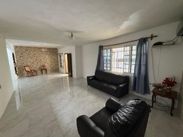 Casa en venta en el centro de Merida, Santiago