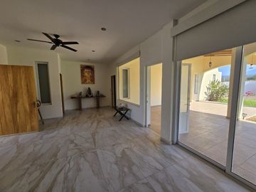 Casa en Fracc. Residencial Buenos Aires, Nogeras, Col