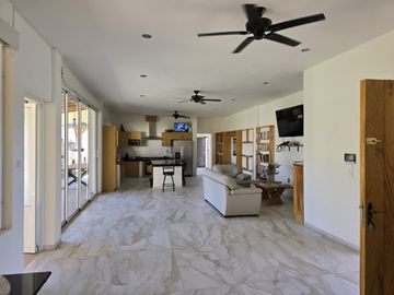 Casa en Fracc. Residencial Buenos Aires, Nogeras, Col