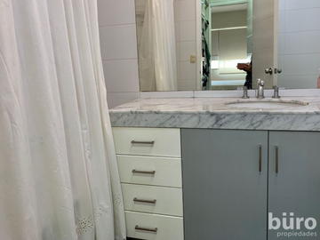 BONITO DEPARTAMENTO EN VENTA CON VISTA A PARQUE BLUME MIRAFLORES