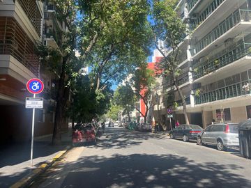 Venta Monoambiente con Cochera y balcón terraza  en Caballito