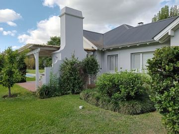Casa en venta en Lujan 4 ambientes, GBA Zona Oeste