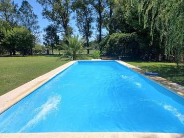 Casa quinta en venta - 3 Dormitorios 1 Baño - 1.800Mts2 - General Hornos