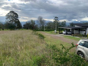 TERRENO EN VENTA 2.500 M2 ESQUINERO-PIFO