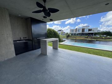 CASA EN VENTA, PUERTOS ESCOBAR, BARRIO COSTAS