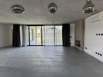 CASA EN VENTA, PUERTOS ESCOBAR, BARRIO COSTAS