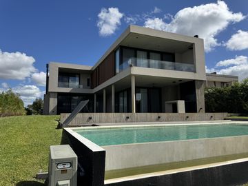 CASA EN VENTA, PUERTOS ESCOBAR, BARRIO COSTAS