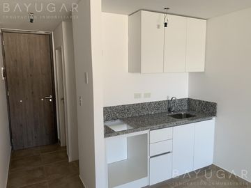Alquiler /  Departamento 2 ambientes en Pilar / Apto Profesional