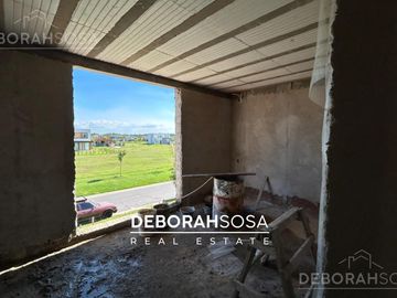 Casa en Venta 5 ambientes - Al Agua - Puertos Zona Norte