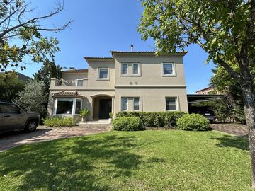 Casa en  venta en Los Castores - Nordelta