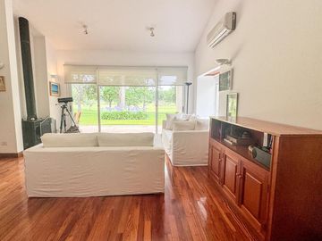 Venta Casa con Vista al Golf - Highland Park Country Club - Pilar