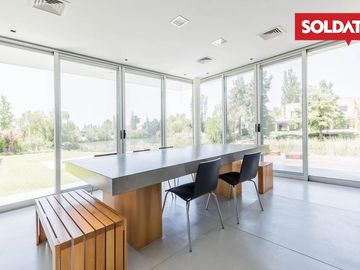 Venta casa al lago, Barrio Los Castores, Nordelta