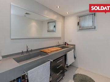 Venta casa al lago, Barrio Los Castores, Nordelta