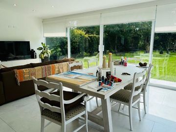 Casa en  venta Solar Del Bosque, Canning. 6 amb. 3 hab.