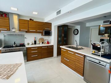 Casa en  venta Solar Del Bosque, Canning. 6 amb. 3 hab.