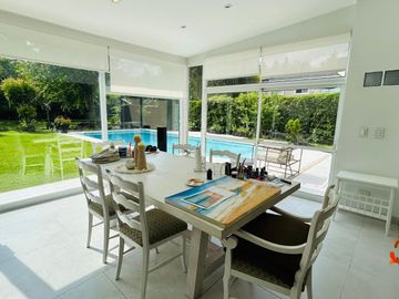 Casa en  venta Solar Del Bosque, Canning. 6 amb. 3 hab.