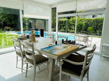 Casa en  venta Solar Del Bosque, Canning. 6 amb. 3 hab.