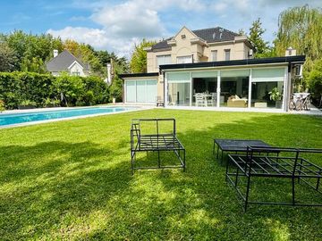 Casa en  venta Solar Del Bosque, Canning. 6 amb. 3 hab.