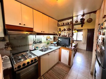 Casa de 4 ambientes en venta en Martínez