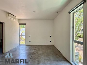 Hermosa Residencia en Venta en Condominio Privado Las Parotas Colima