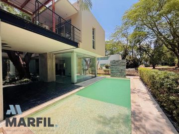 Hermosa Residencia en Venta en Condominio Privado Las Parotas Colima