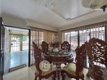 Casa esquinera en venta, Rincón Campestre, Chinchina