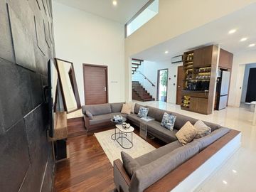 Casa Amueblada en Venta en Fraccionamiento Las Palmas, Medellín, Veracruz.