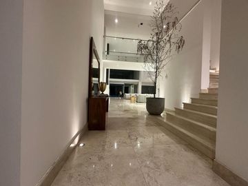 Venta Casa Balvanera country club con vista .2