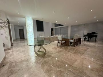 Venta Casa Balvanera country club con vista .2
