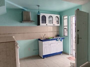 Casa en venta en condominio con vigilancia las 24hrs, Emiliano Zapata