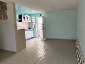 Casa en venta en condominio con vigilancia las 24hrs, Emiliano Zapata