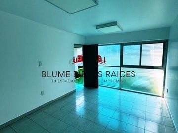 Renta oficinas en Av. Universidad - Chimalistac, con terraza