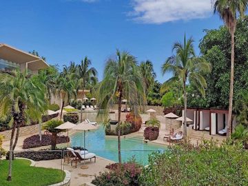 VILLA DE VANGUARDIA FRENTE AL MAR EN LA COMUNIDAD DE GOLF DE MÁS ALTO NIVEL – 5B