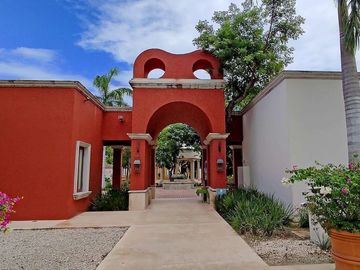 VILLA DE VANGUARDIA FRENTE AL MAR EN LA COMUNIDAD DE GOLF DE MÁS ALTO NIVEL – 5B