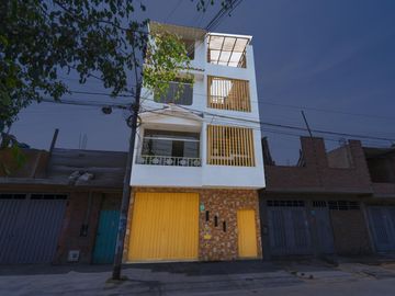 Casa 4 pisos Carabayllo