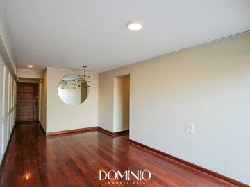 Departamento con terraza en 1er piso elevado a pasos del Pentagonito