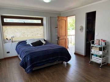 Casa en venta en LA REINA
