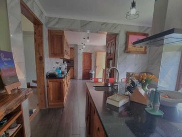 Casa en venta en LA REINA