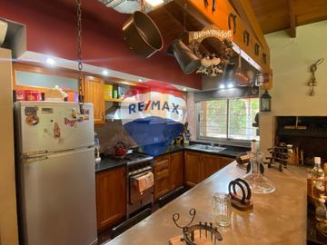 Casas en Venta La Plata lindero a la Candida