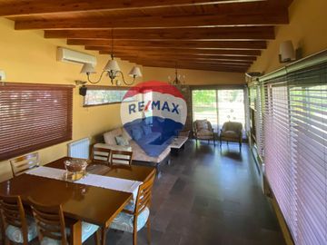 Casas en Venta La Plata lindero a la Candida