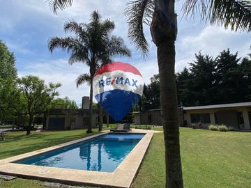 Casas en Venta La Plata lindero a la Candida