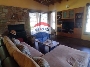 Casas en Venta La Plata lindero a la Candida