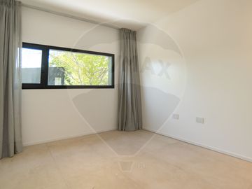 Casa a estrenar City bell 3 dormitorios+pileta